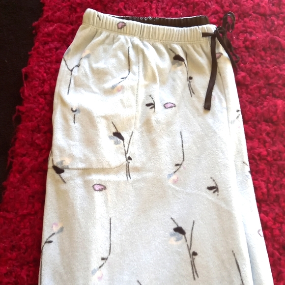 2 piece warm comfy pj's - Picture 2 of 7